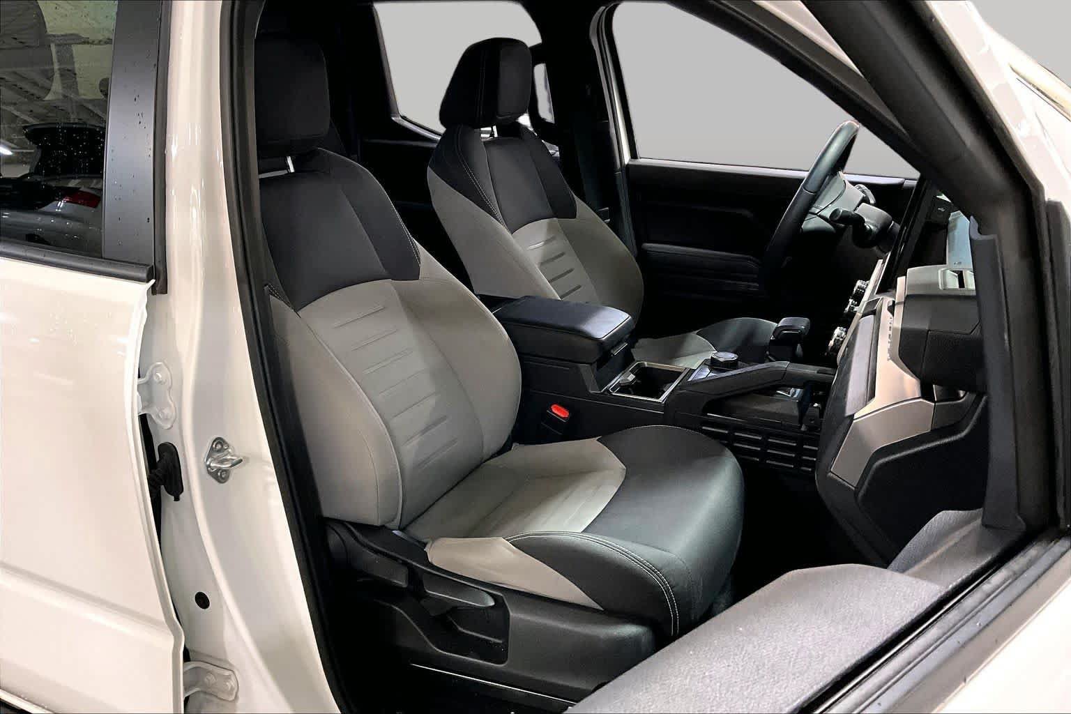 Used 2025 Toyota Tacoma TRD Sport RWD image 9