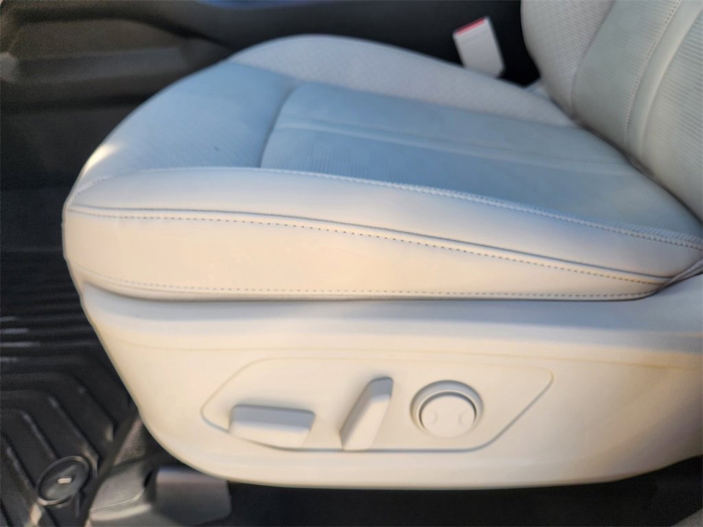 New 2026 Kia Sorento S w/ S Panoramic Sunroof Package image 25