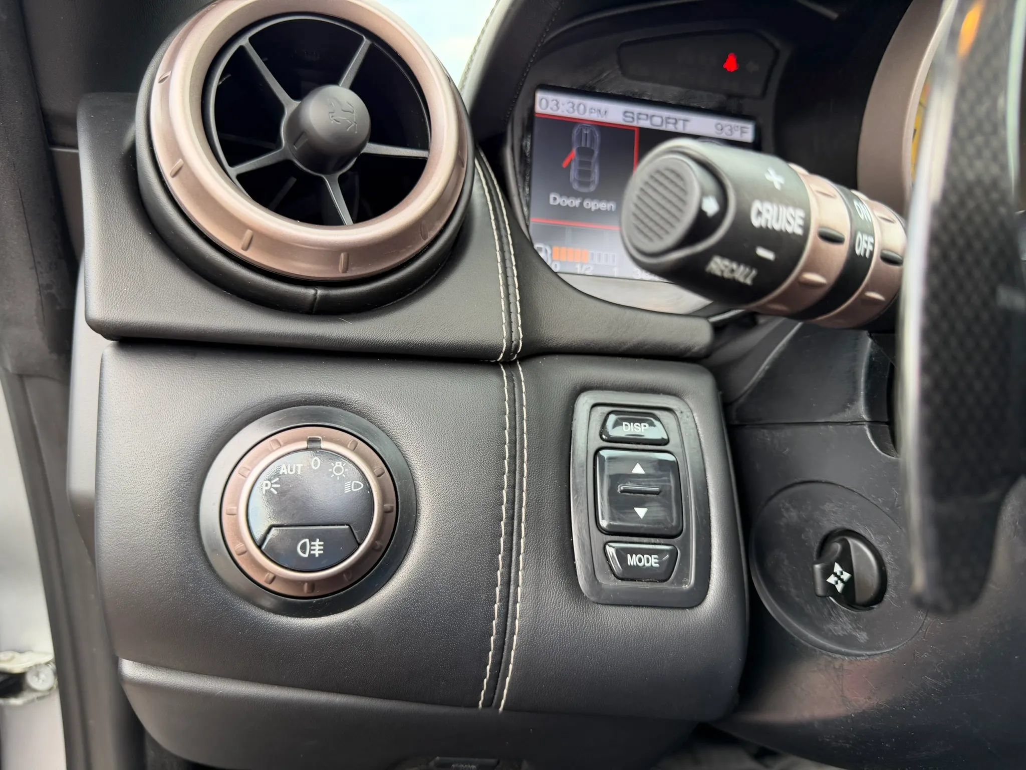 Used 2010 Ferrari California RWD image 32