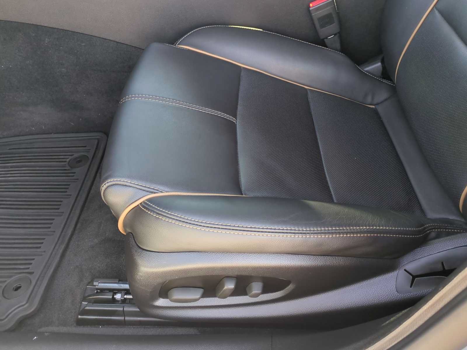 Used 2014 Chevrolet Impala LTZ FWD image 19