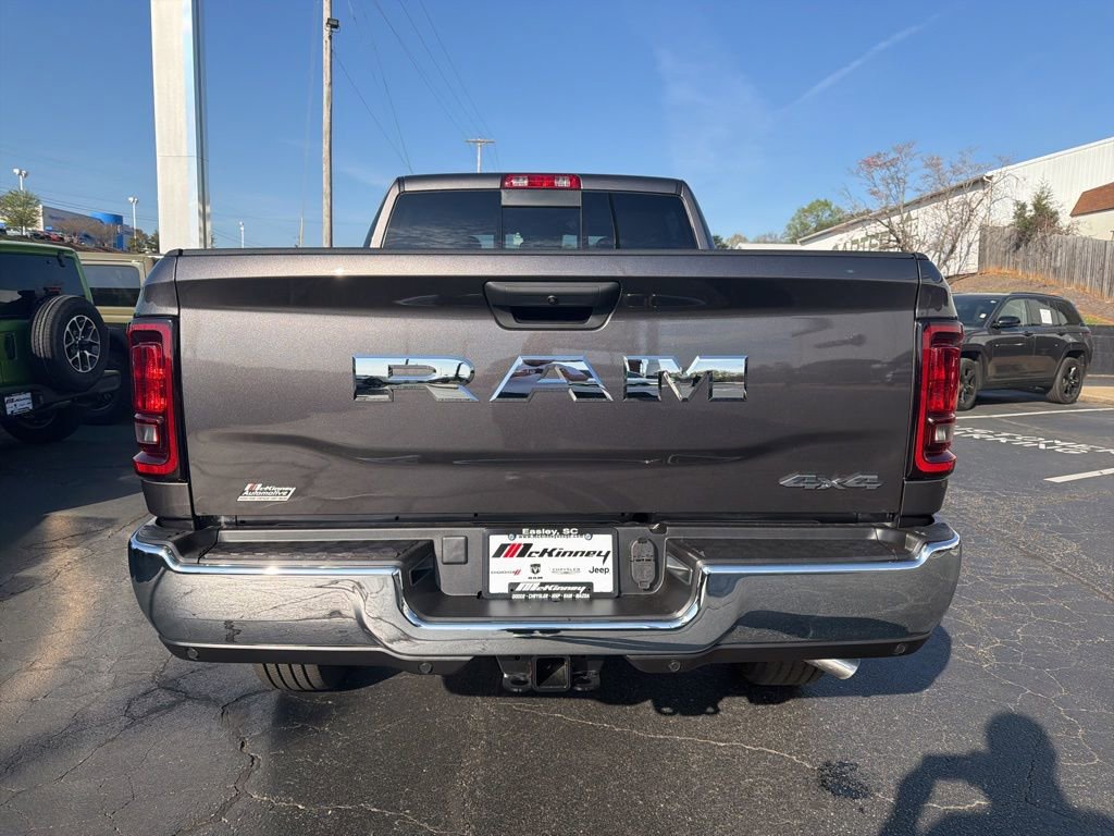 New 2026 RAM 2500 Tradesman AWD/4WD image 9