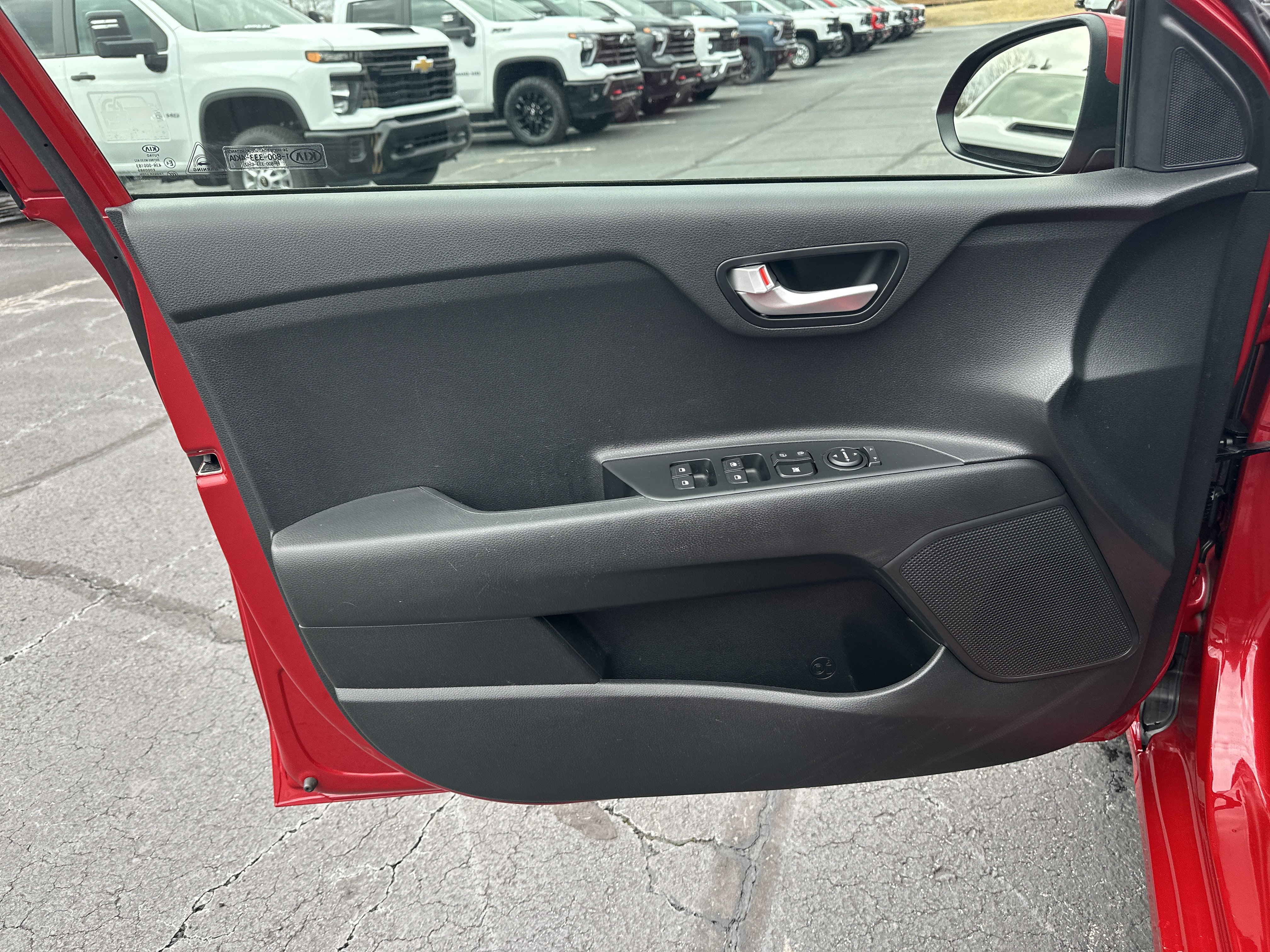 Used 2021 Kia Rio S image 11