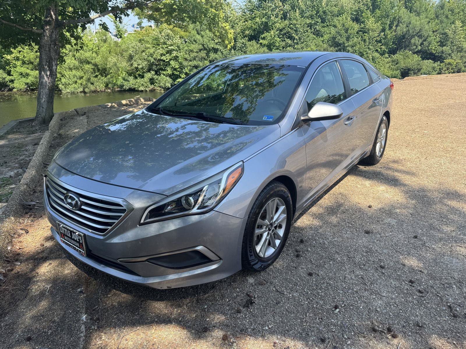 Used 2017 Hyundai Sonata SE FWD image 12
