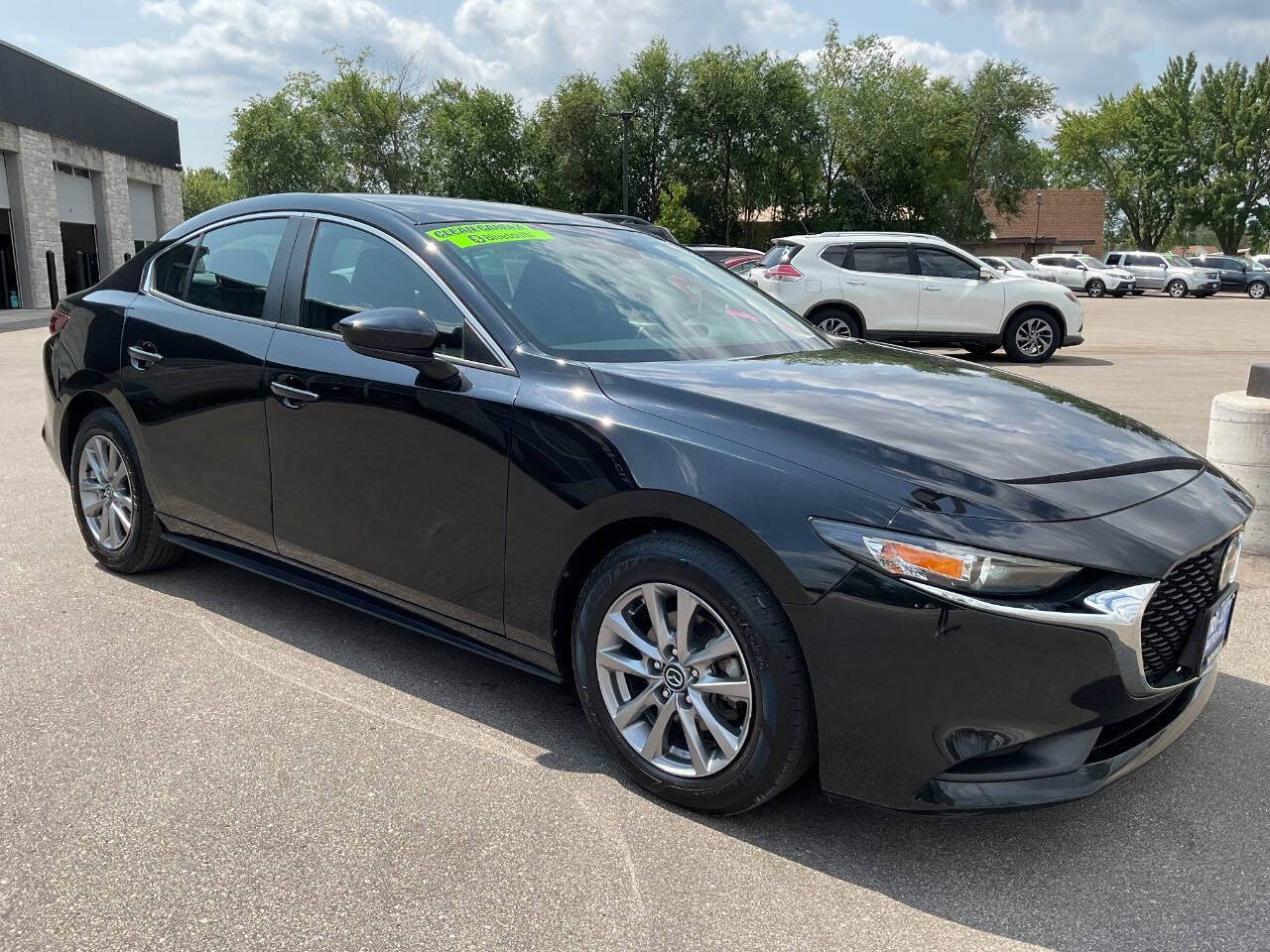 Used 2020 MAZDA MAZDA3 Sedan FWD image 10