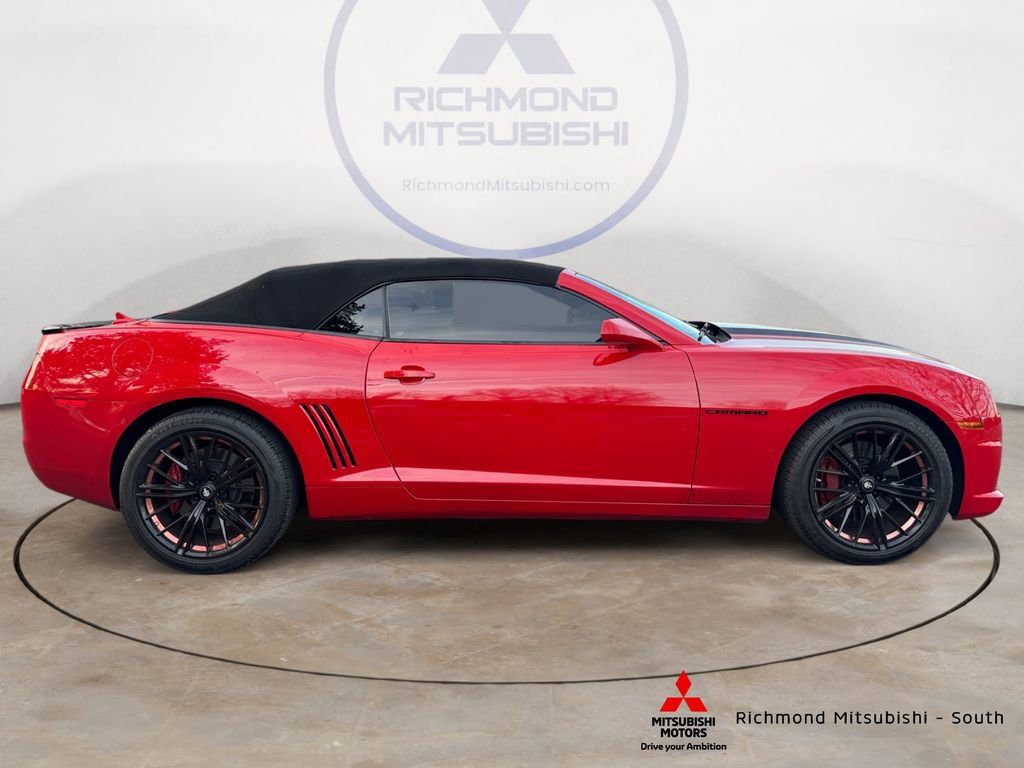 Used 2011 Chevrolet Camaro SS w/ RS Package image 2