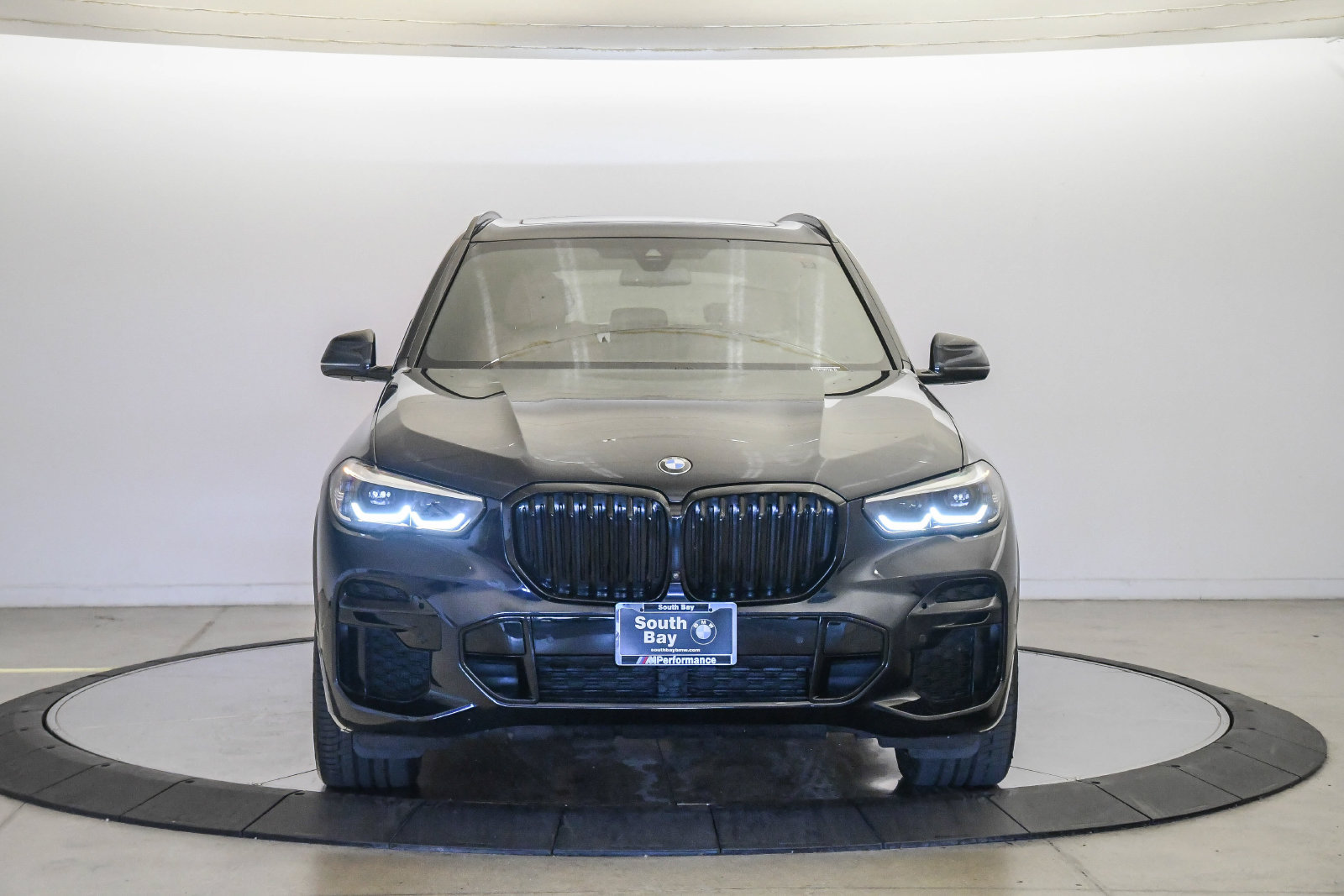 Certified 2023 BMW X5 xDrive40i w/ M Sport Package AWD/4WD image 6