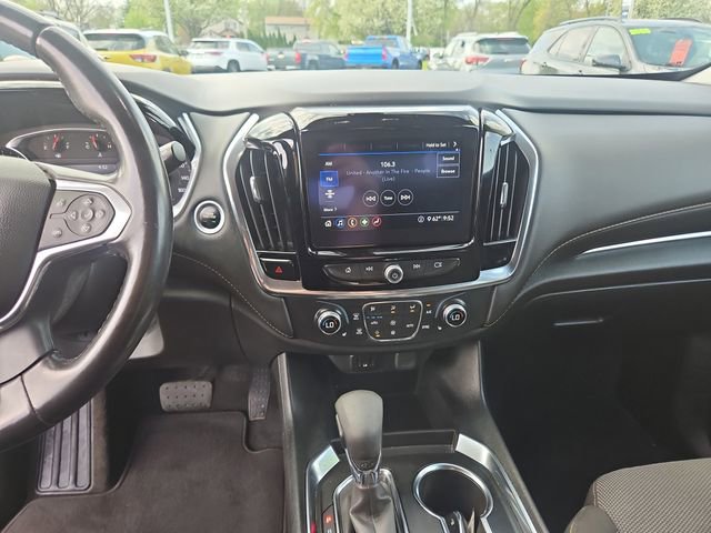 Used 2021 Chevrolet Traverse LT FWD image 18