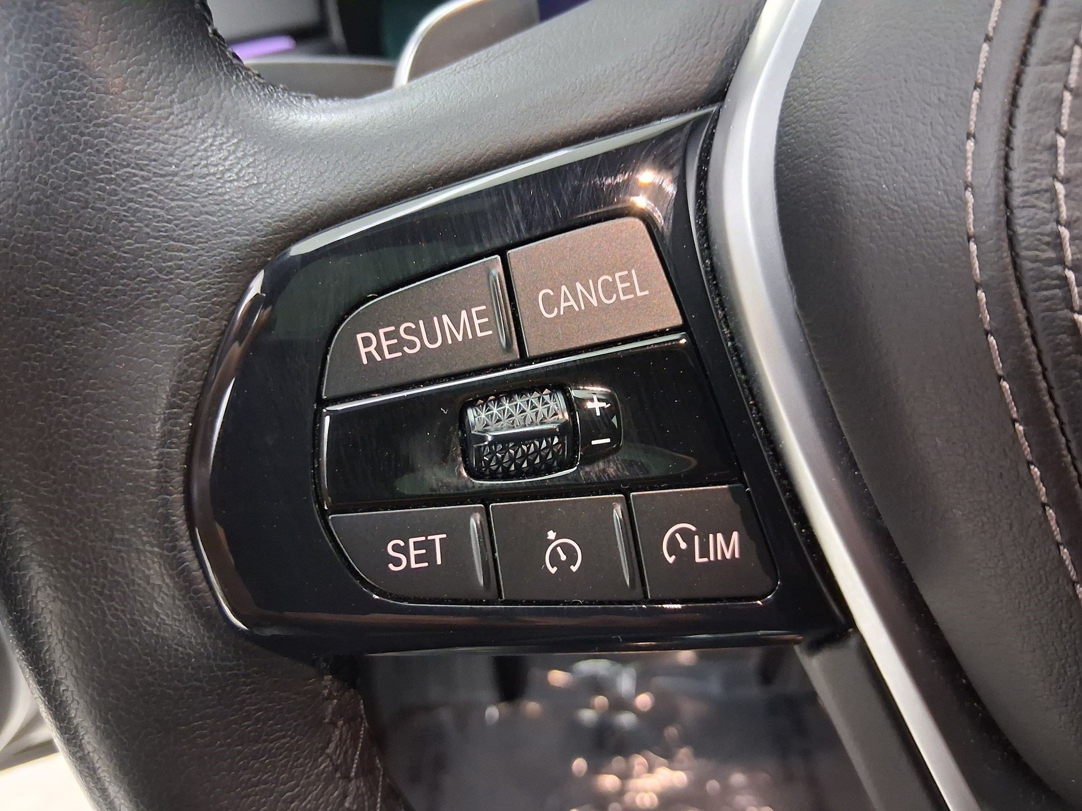 Certified 2023 BMW 530i w/ Premium Package RWD image 14