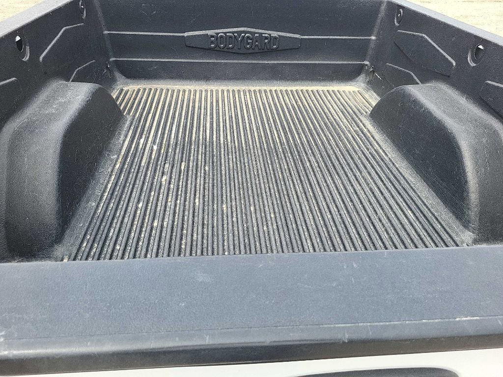 Used 2001 Chevrolet Silverado 1500 LS w/ Off-Road Chassis Pkg AWD/4WD image 2