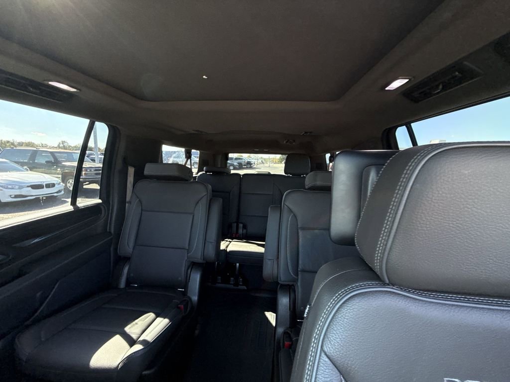Certified 2021 GMC Yukon XL Denali w/ Denali Premium Package image 11