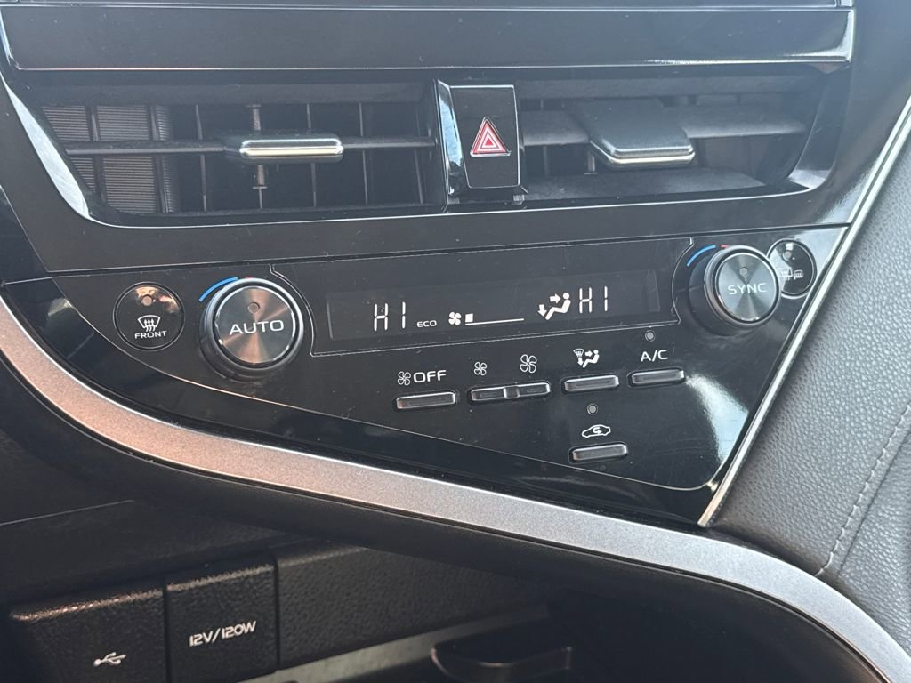 Used 2023 Toyota Camry XSE w/ Navigation Package image 22