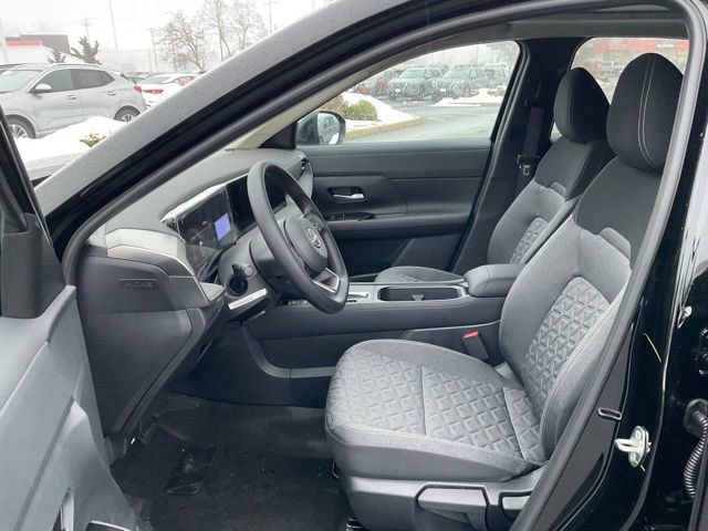 New 2026 Nissan Kicks SV w/ SV Premium Package image 12