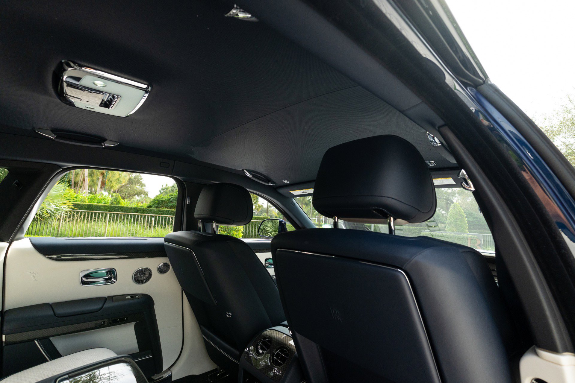 Used 2023 Rolls-Royce Ghost Black Badge w/ Black Badge Ghost Package image 81