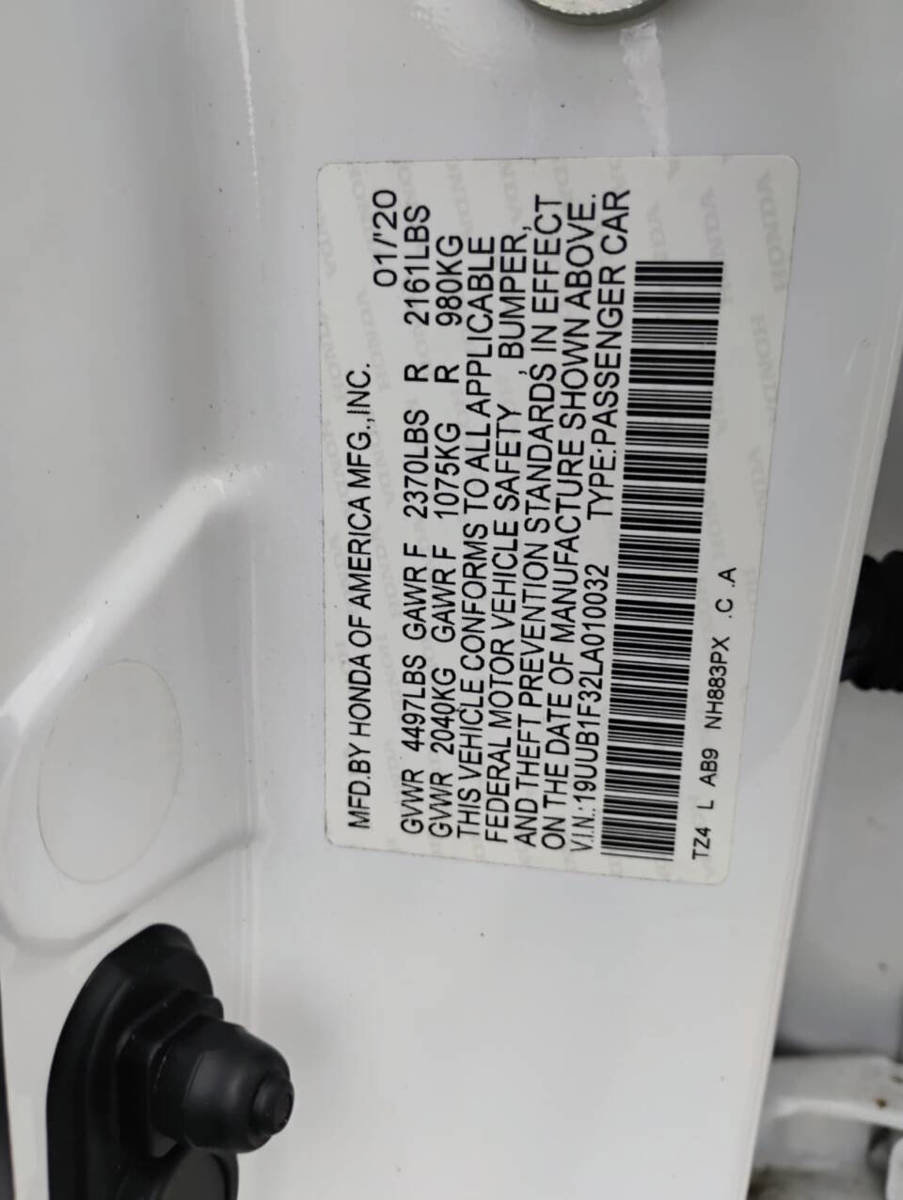 Used 2020 Acura TLX image 28