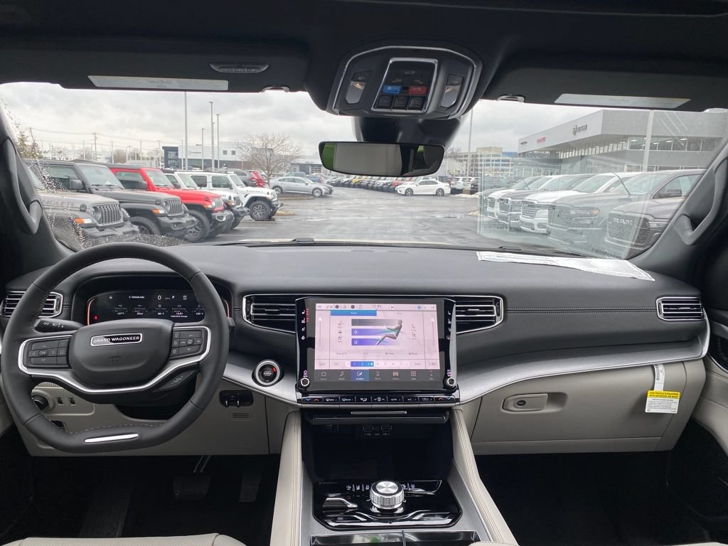 New 2026 Jeep Grand Wagoneer L 4WD w/ Premium Group I image 10