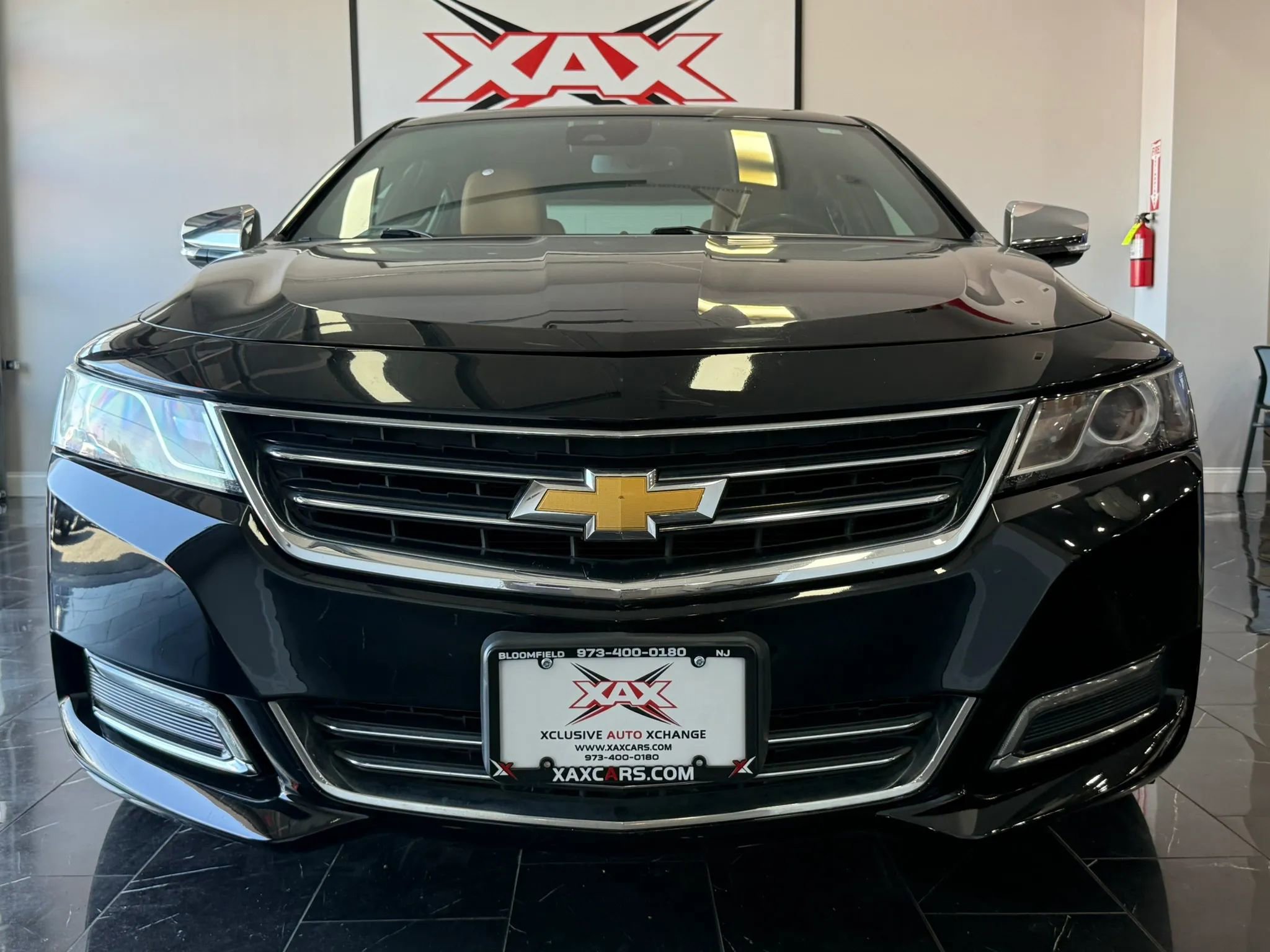 Used 2016 Chevrolet Impala LTZ w/ Enhanced Convenience Package FWD image 2