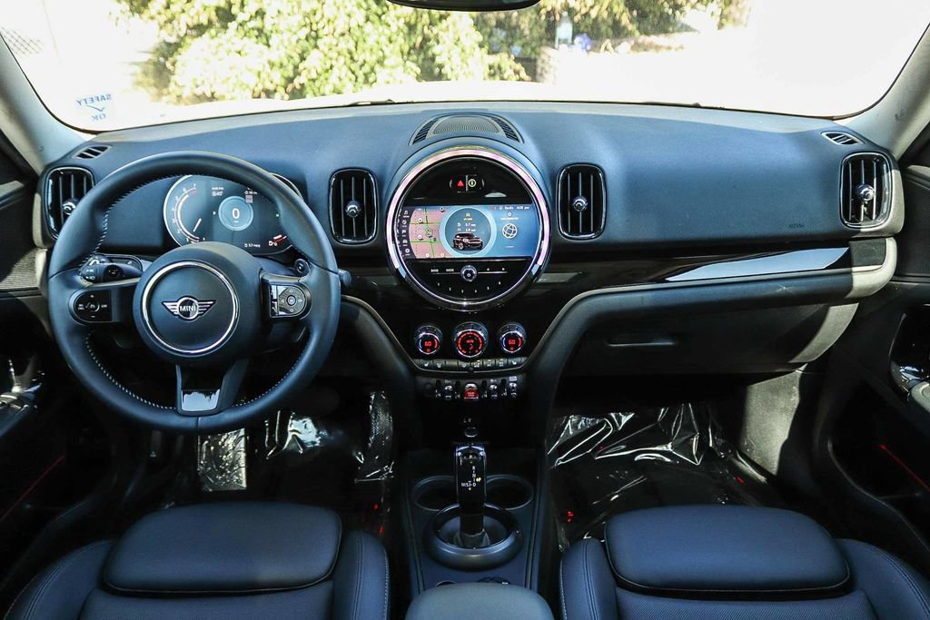 Used 2024 MINI Cooper Countryman S FWD image 16