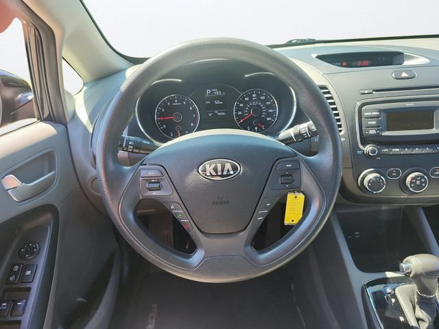 Used 2017 Kia Forte LX FWD image 9