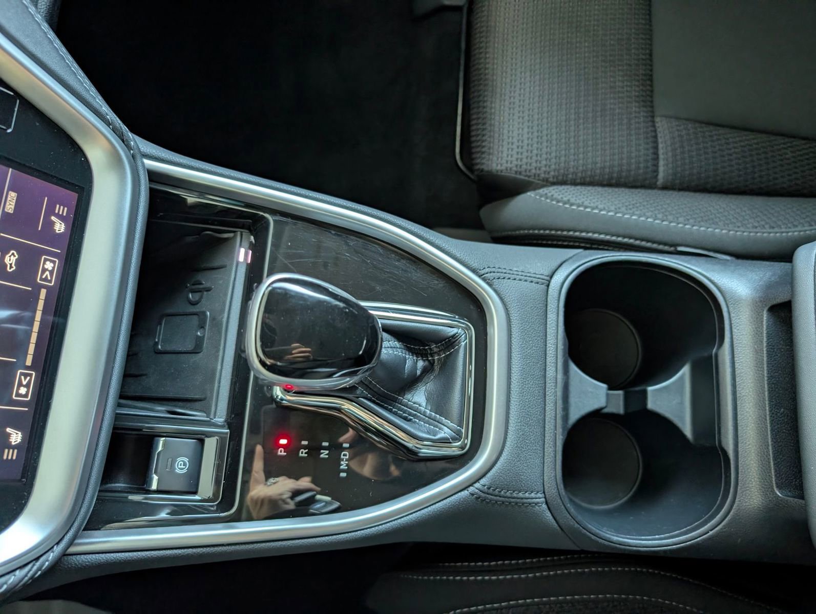 Used 2022 Subaru Outback Premium image 17