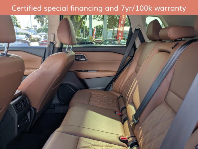 Certified 2026 Nissan Rogue Platinum w/ Platinum Premium Package AWD/4WD image 14