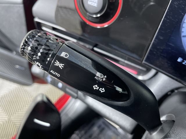 Certified 2025 Hyundai Elantra N Line image 29