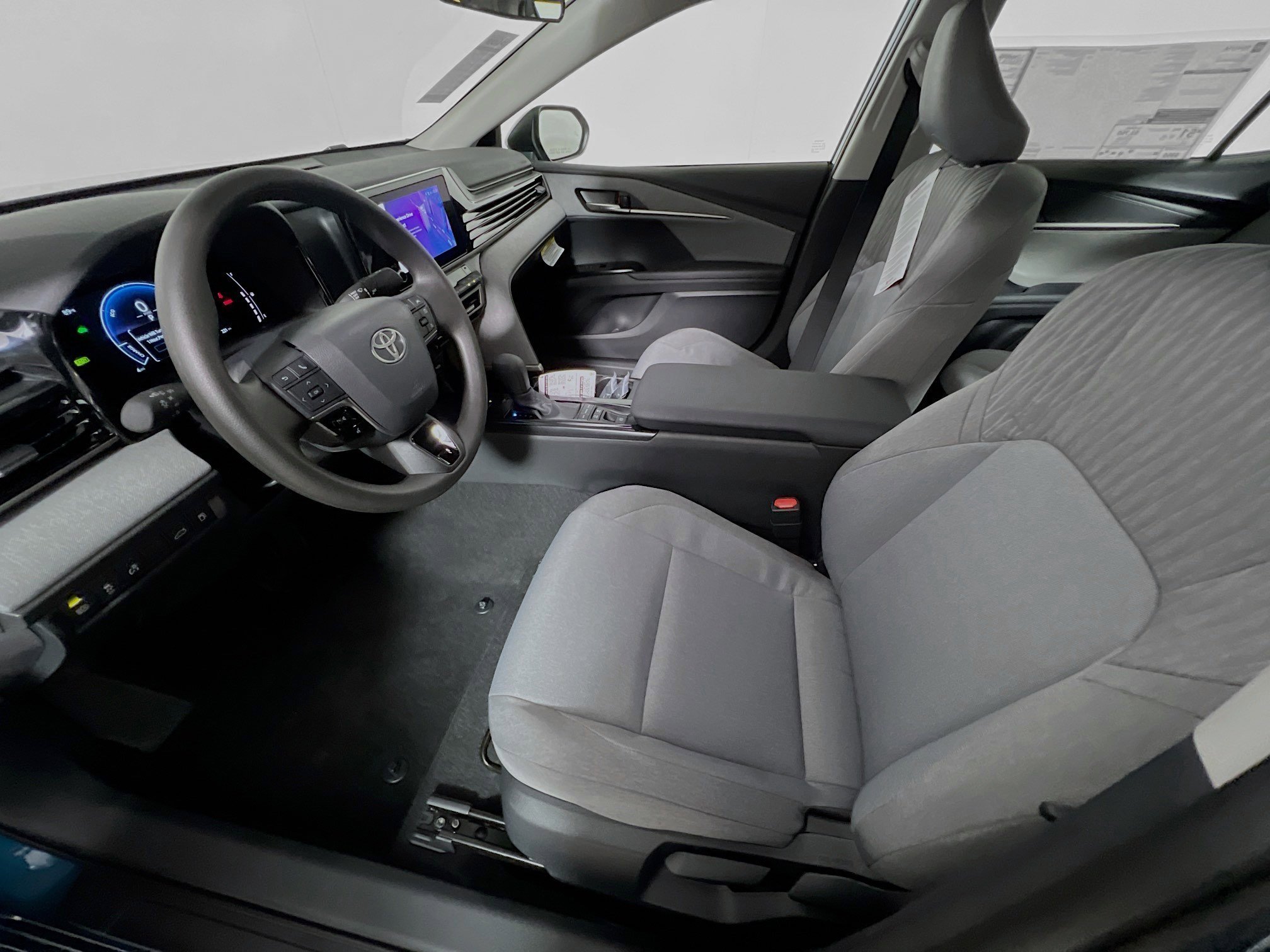 Used 2026 Toyota Camry LE image 15