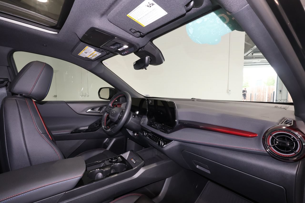 Certified 2026 Chevrolet Equinox RS w/ Convenience Package III AWD/4WD image 28
