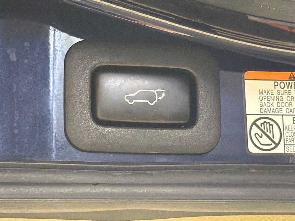 Used 2019 Lexus LX 570 4WD w/ Luxury Package image 22