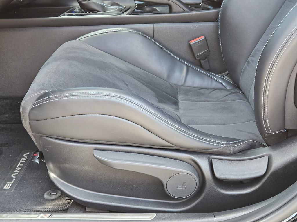 Certified 2023 Hyundai Elantra N FWD image 19