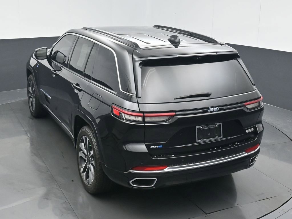 Used 2024 Jeep Grand Cherokee Overland w/ Luxury Tech Group IV image 18