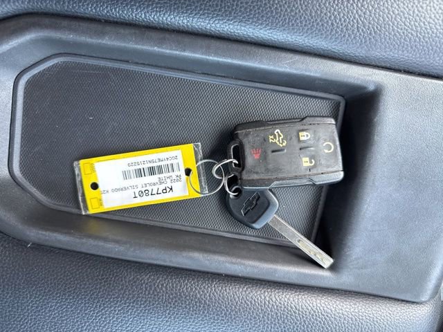 Used 2022 Chevrolet Silverado 2500 Custom w/ Custom Value Package AWD/4WD image 28