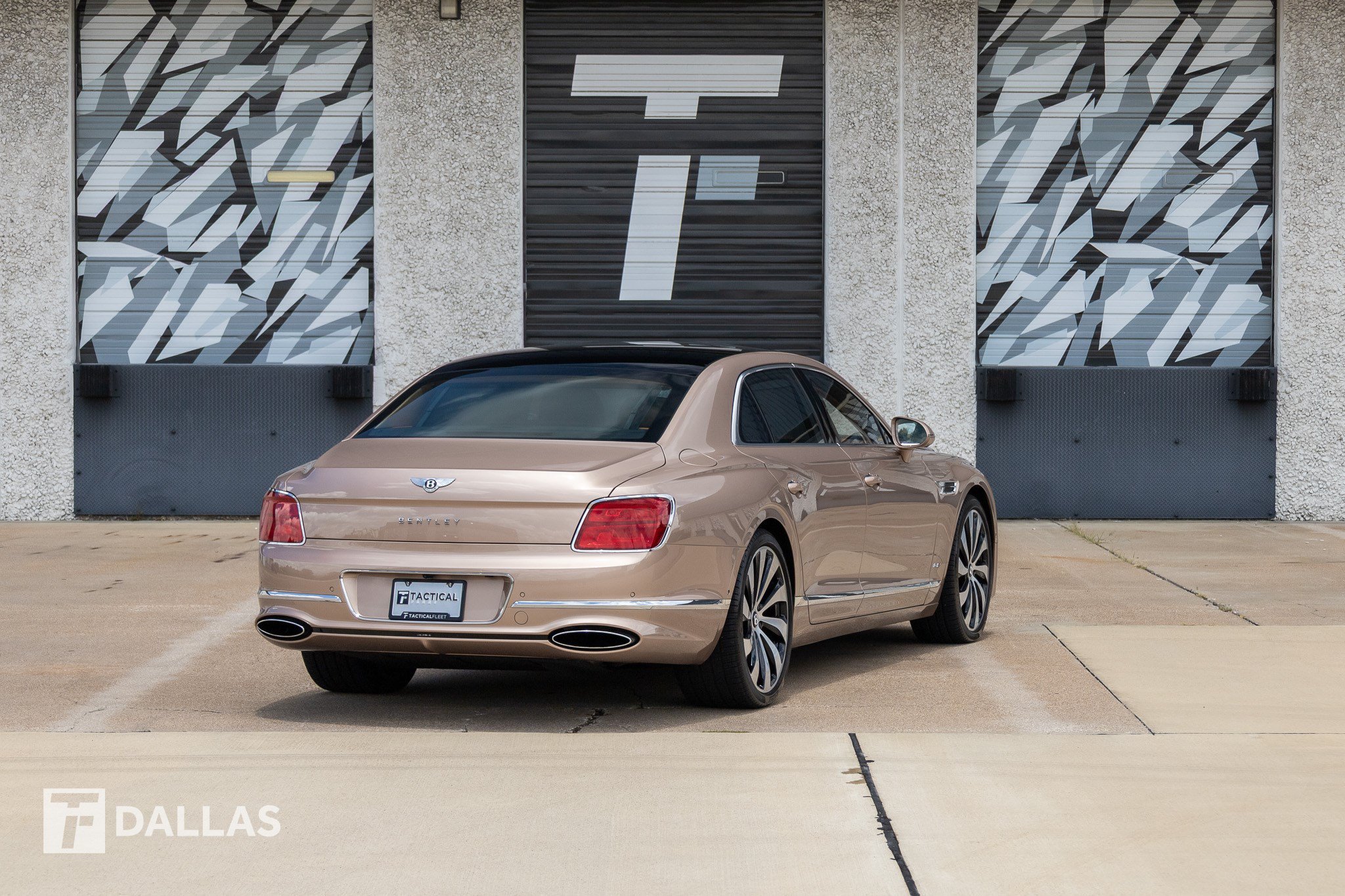 Used 2022 Bentley Flying Spur W12 AWD/4WD image 15