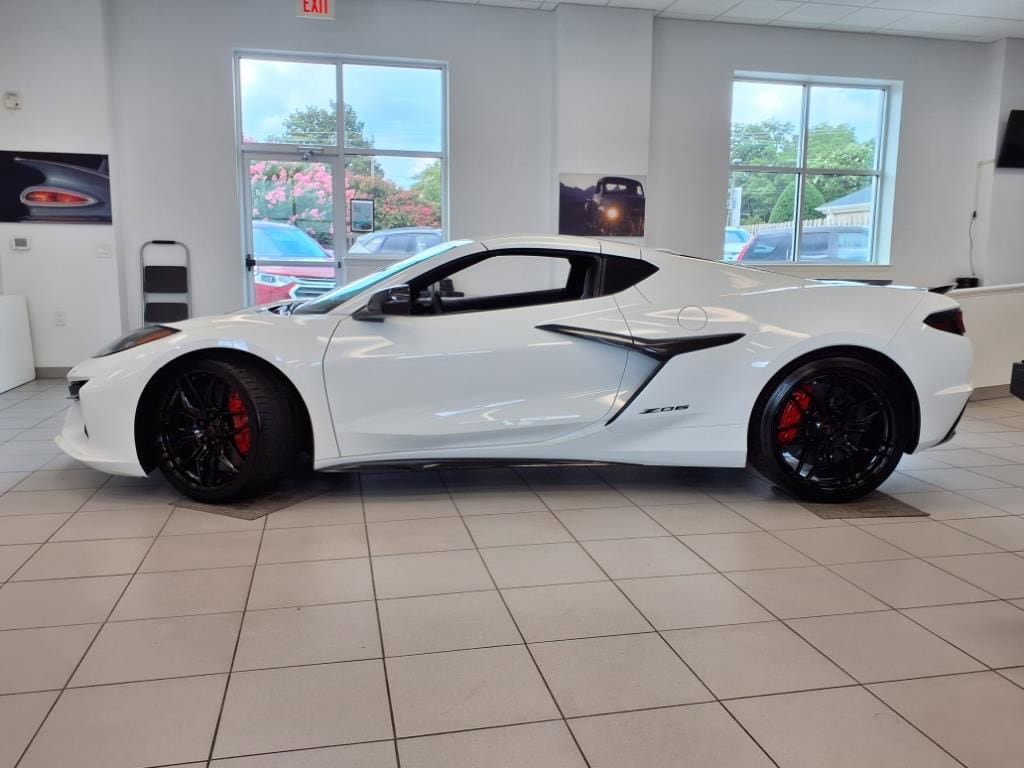 New 2025 Chevrolet Corvette Z06 w/ Battery Protection Package RWD image 4