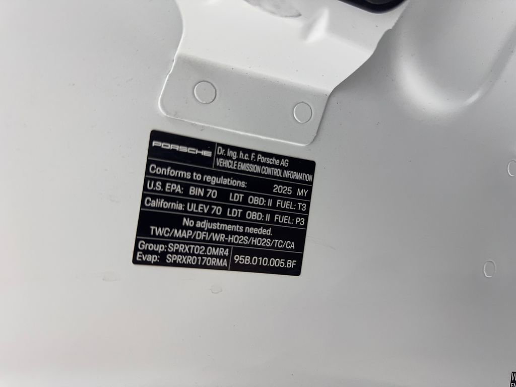 Used 2025 Porsche Macan Turbo image 73