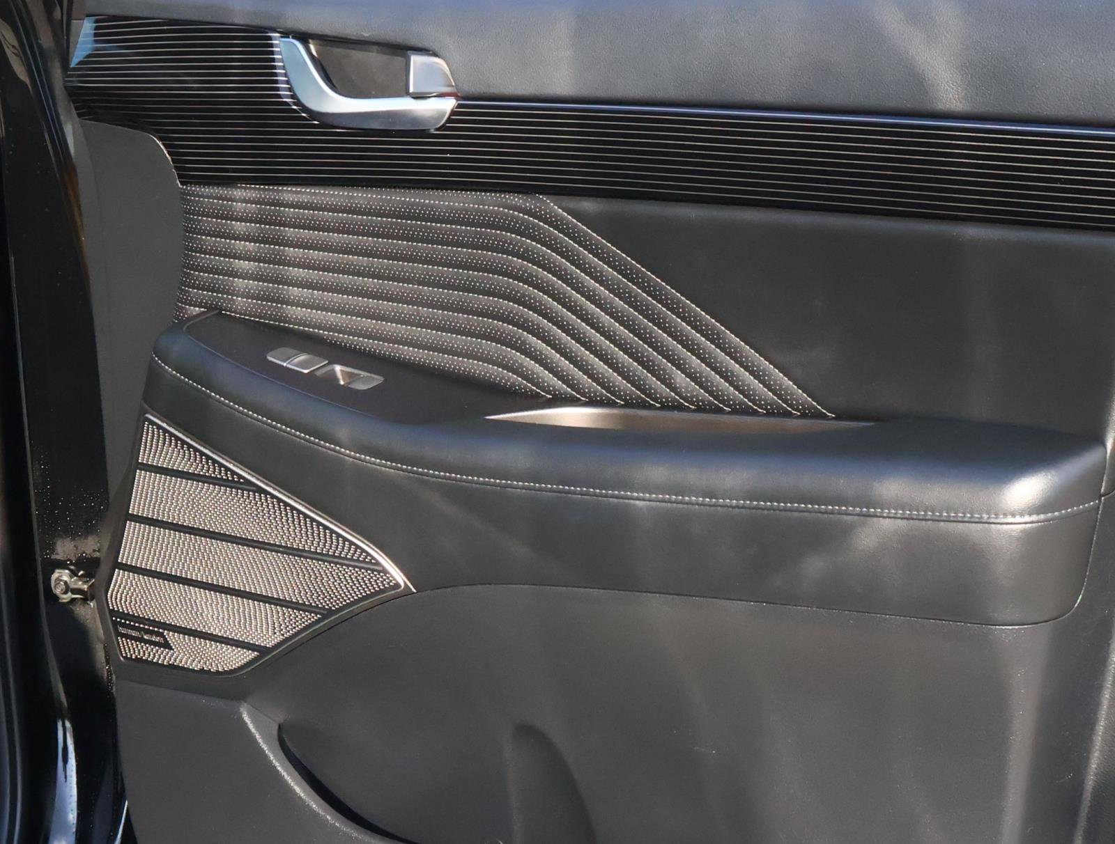 Used 2025 Hyundai Palisade Calligraphy image 17