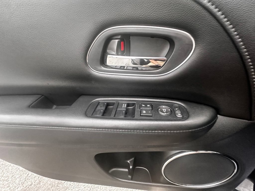Used 2016 Honda HR-V EX-L image 26