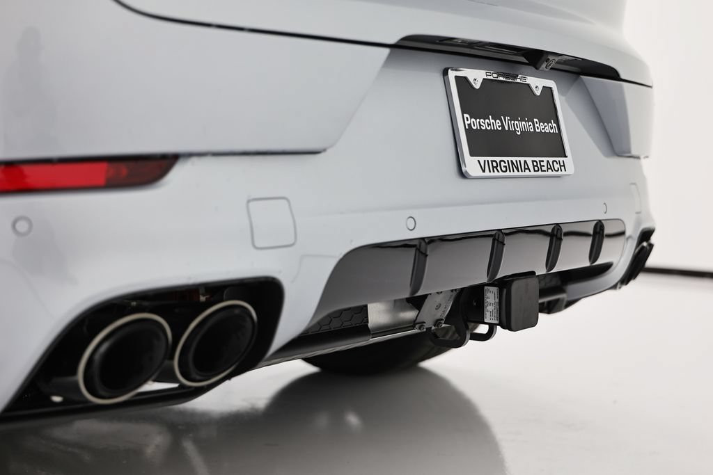 New 2026 Porsche Cayenne GTS AWD/4WD image 16