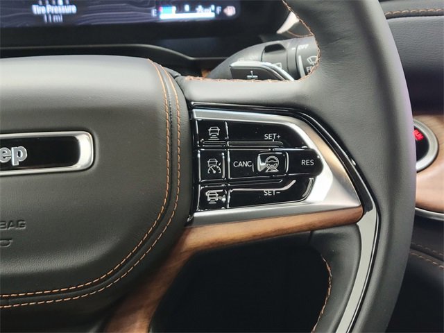 New 2025 Jeep Grand Cherokee Summit image 31