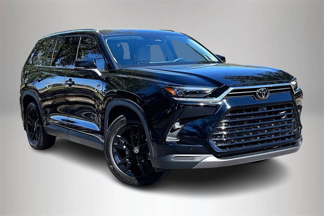 Used 2025 Toyota Grand Highlander AWD Hybrid image 2