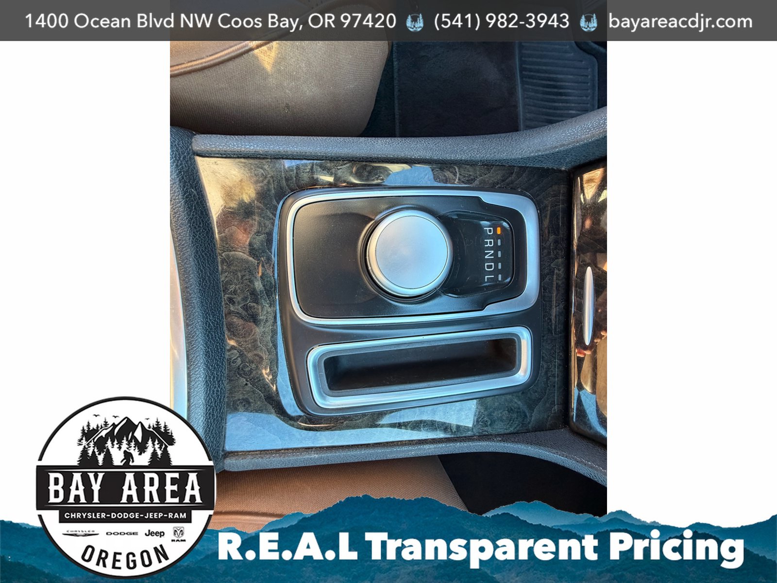 Used 2019 Chrysler 300 Limited w/ Light Group RWD image 27