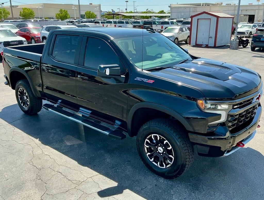 Used 2025 Chevrolet Silverado 1500 ZR2 w/ Technology Package AWD/4WD image 4