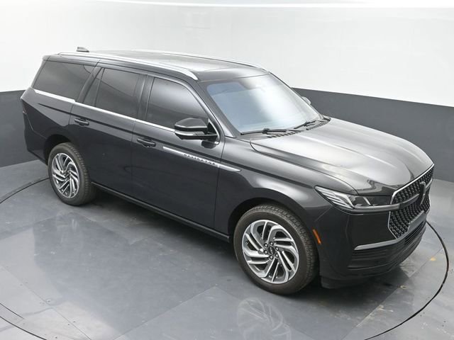 Used 2025 Lincoln Navigator Reserve AWD/4WD image 37