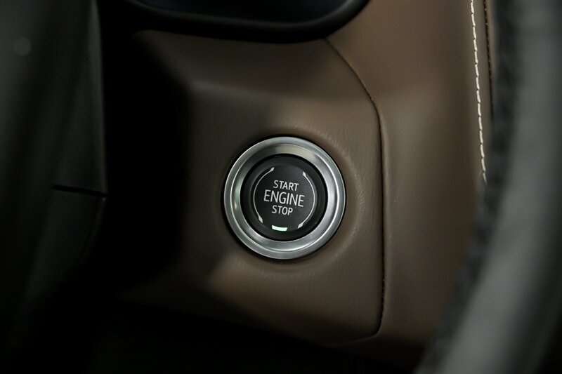 Used 2023 Chevrolet Tahoe High Country AWD/4WD image 26