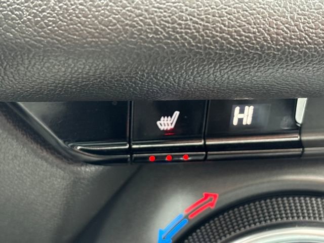 Used 2021 Chevrolet Blazer LT w/ Midnight/Sport Edition image 18