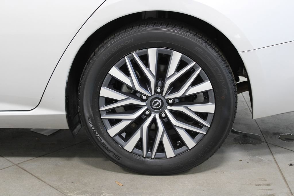 Used 2023 Nissan Altima 2.5 SV image 16