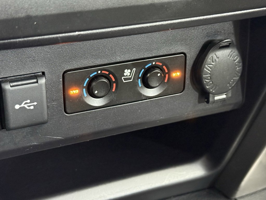 Used 2022 Toyota 4Runner Limited image 26