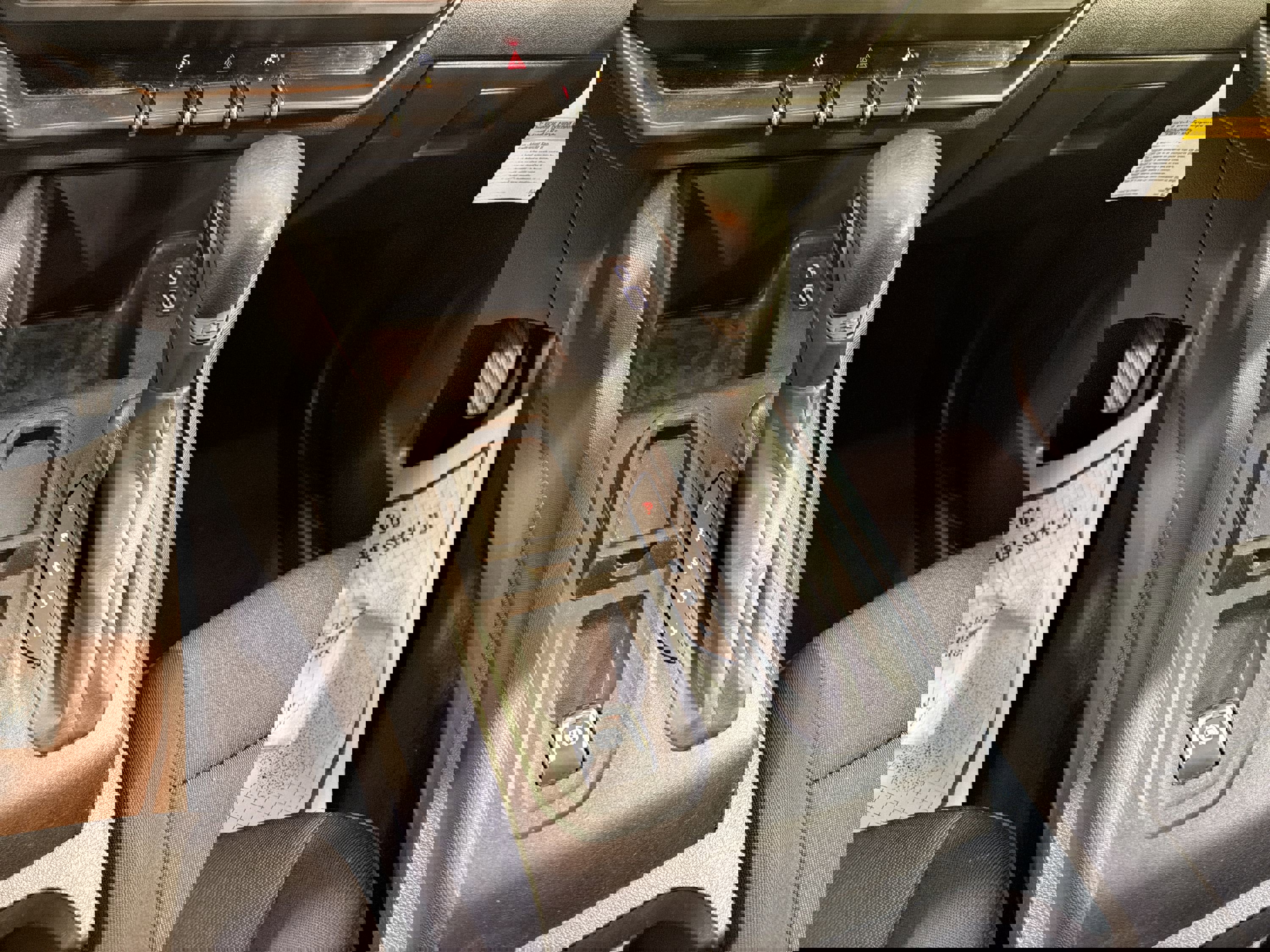 Used 2023 Chevrolet Colorado W/T image 21