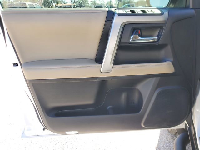 Used 2020 Toyota 4Runner SR5 Premium w/ Moonroof Package image 15