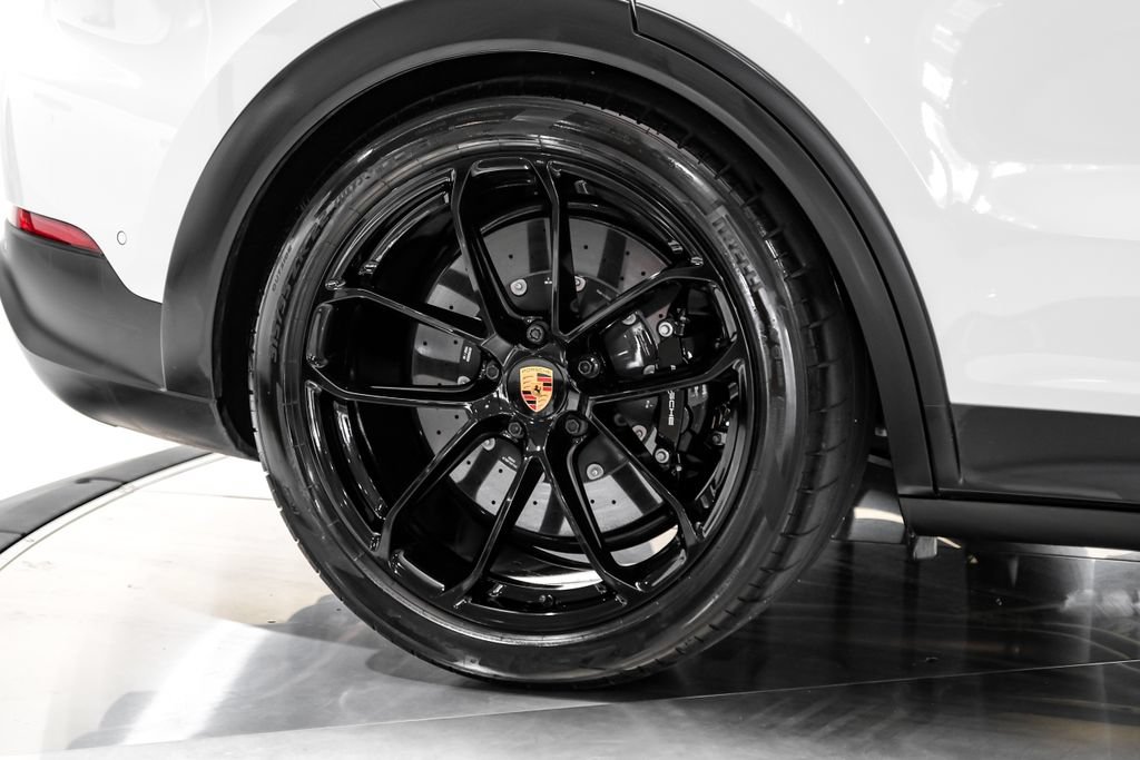 Used 2025 Porsche Cayenne Turbo GT AWD/4WD image 54