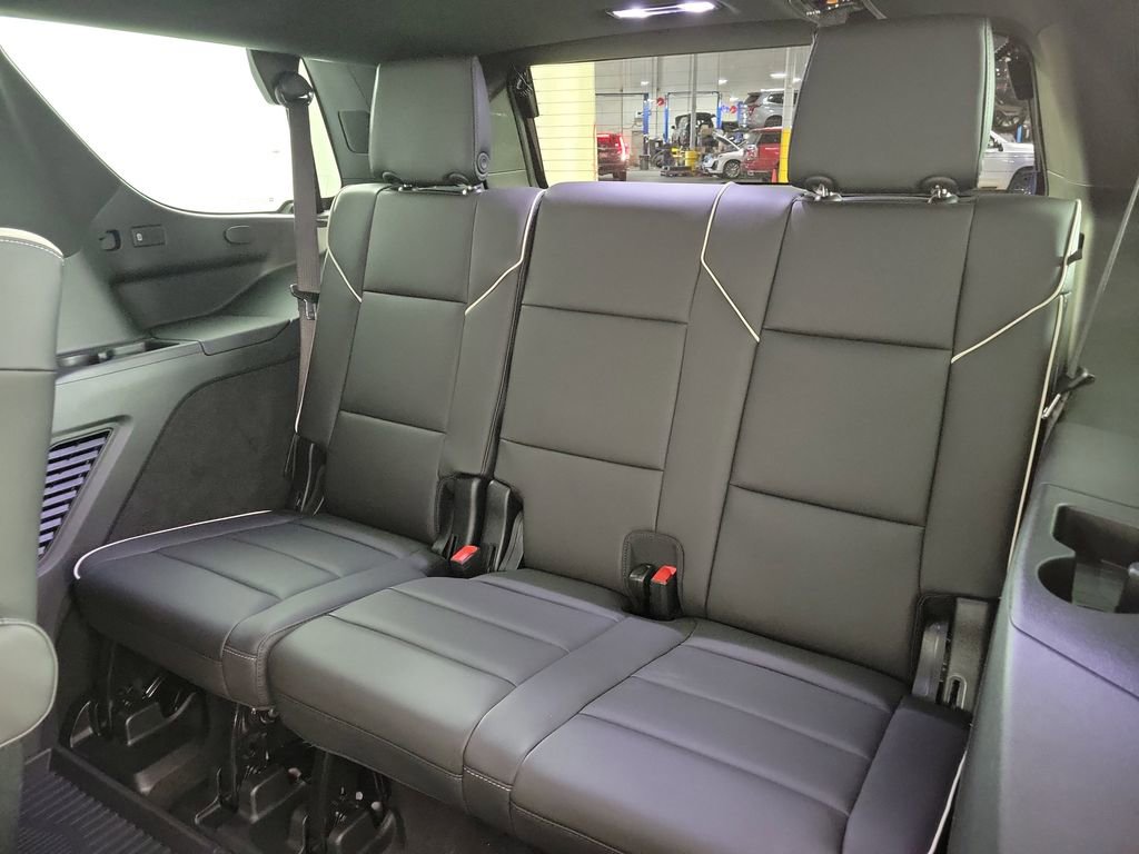 Used 2026 Cadillac Escalade Sport w/ LPO, Floor Liner Package image 9